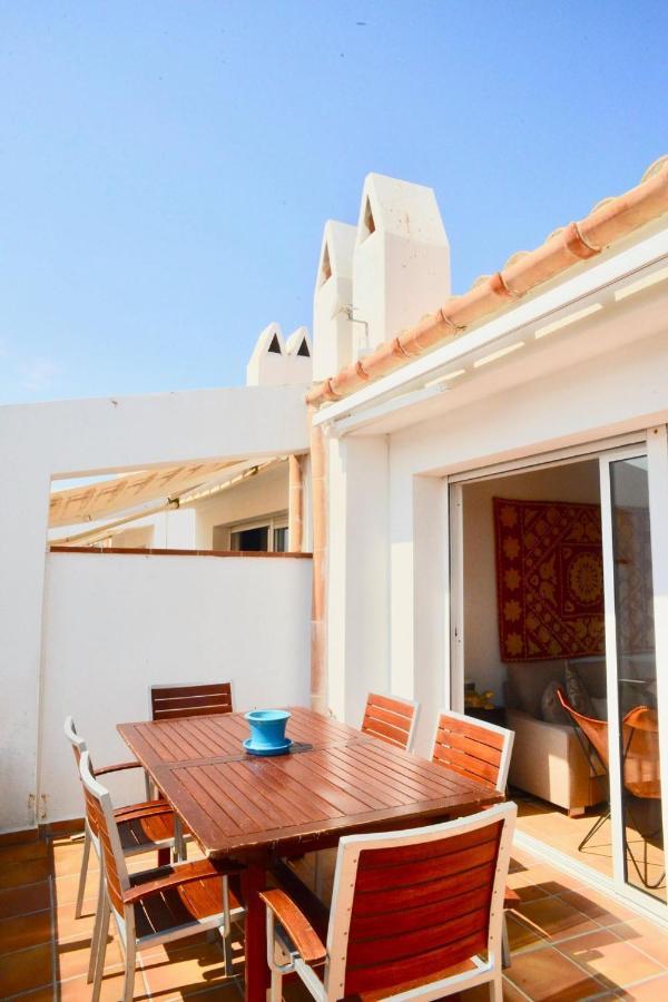 Beachfront Duplex With Terrace And Sea Views - Cadaqués Exteriér fotografie